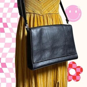 Elegant Black Shoulder Bag